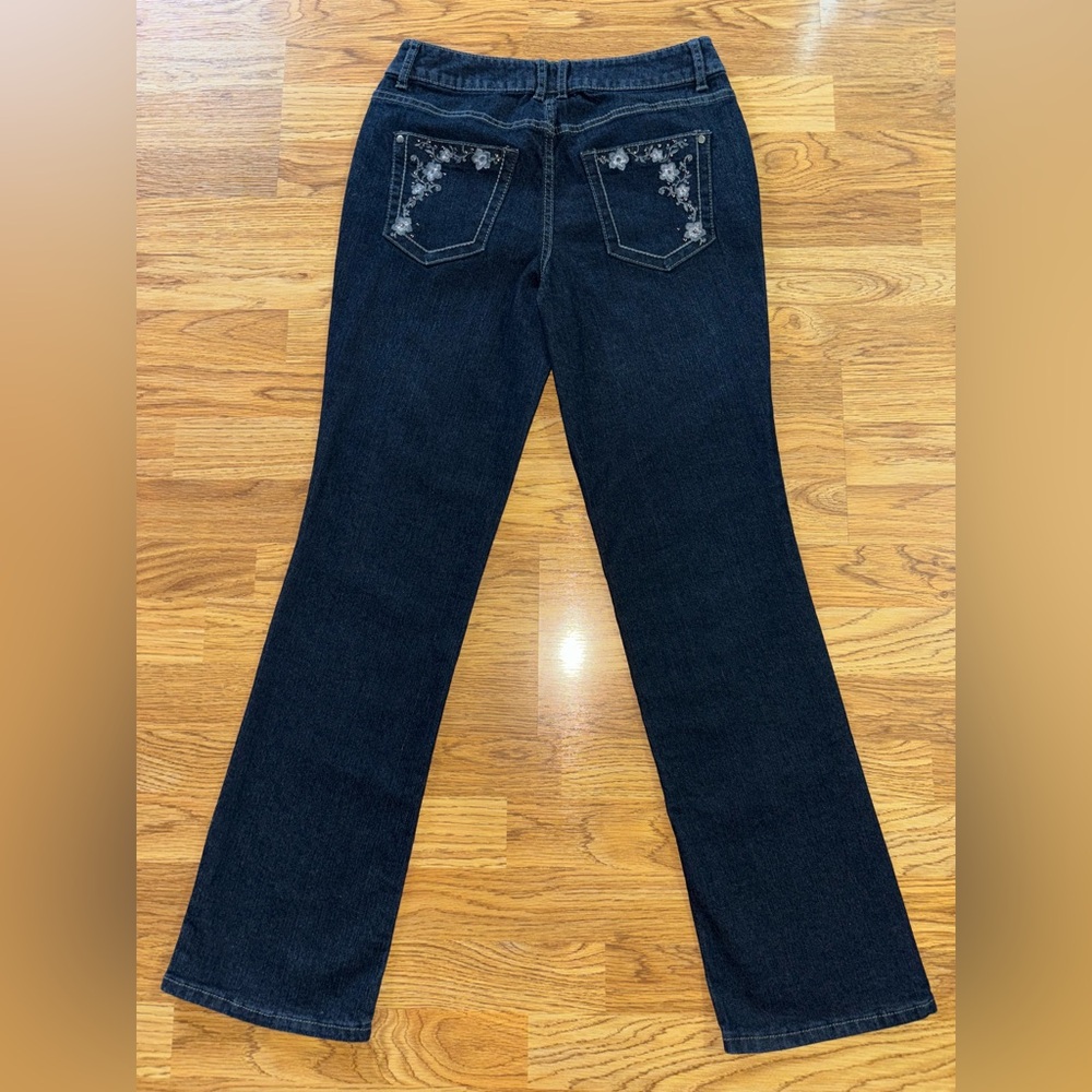 Christopher and Banks Straight Leg Jeans Women’s Size 4 Dark Embroidered Flowers